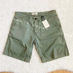 Scalpers, NWOT, Men's Cotton Bermuda Shorts, Light Khaki, Size 30-31”